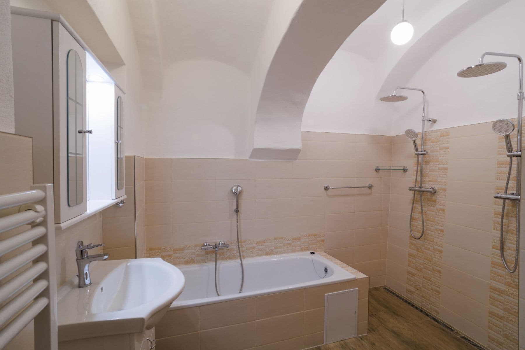 Pronájem bytu 3+kk 73 m², Nové Město na Moravě, Kraj Vysočina Pronájem bytu 3+kk 73 m², Nové Město na Moravě, Kraj Vysočina