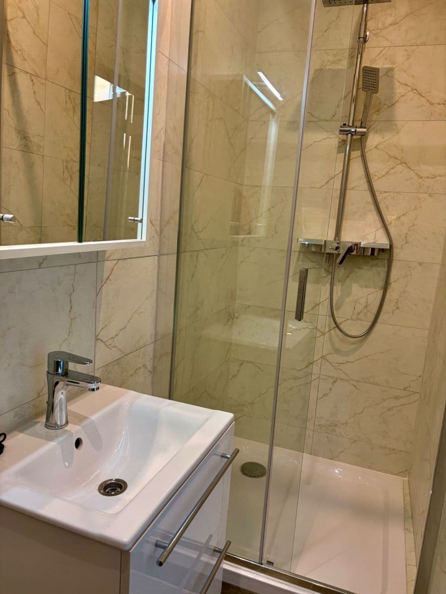 Pronájem bytu 2+kk 38 m², náměstí Dr. M. Horákové, Karlovy Vary, Karlovarský kraj Pronájem bytu 2+kk 38 m², náměstí Dr. M. Horákové, Karlovy Vary, Karlovarský kraj