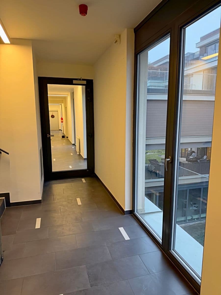 Pronájem bytu 2+kk 63 m², Žitenická, Praha, Praha Pronájem bytu 2+kk 63 m², Žitenická, Praha, Praha