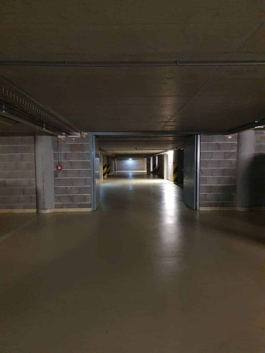 Pronájem garáže 16 m², Vršovická, Praha, Praha Pronájem garáže 16 m², Vršovická, Praha, Praha