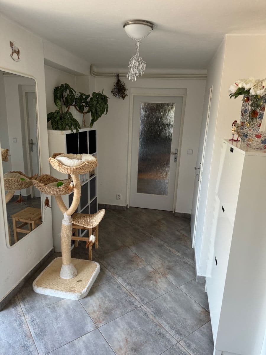 Pronájem domu 185 m², pozemek 2.075 m², Vlkov pod Oškobrhem, Středočeský kraj Pronájem domu 185 m², pozemek 2.075 m², Vlkov pod Oškobrhem, Středočeský kraj