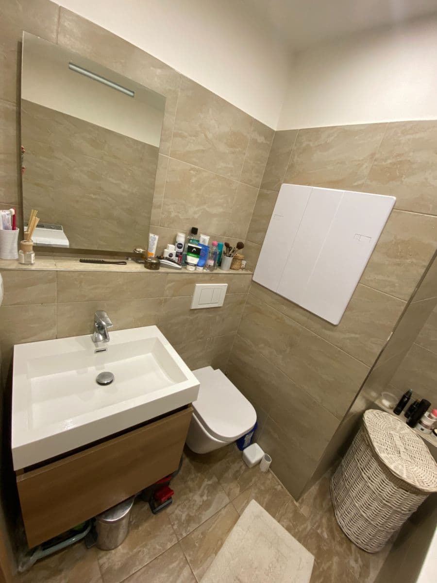 Pronájem bytu 2+kk 43 m², M. Švabinského, Kladno, Středočeský kraj Pronájem bytu 2+kk 43 m², M. Švabinského, Kladno, Středočeský kraj