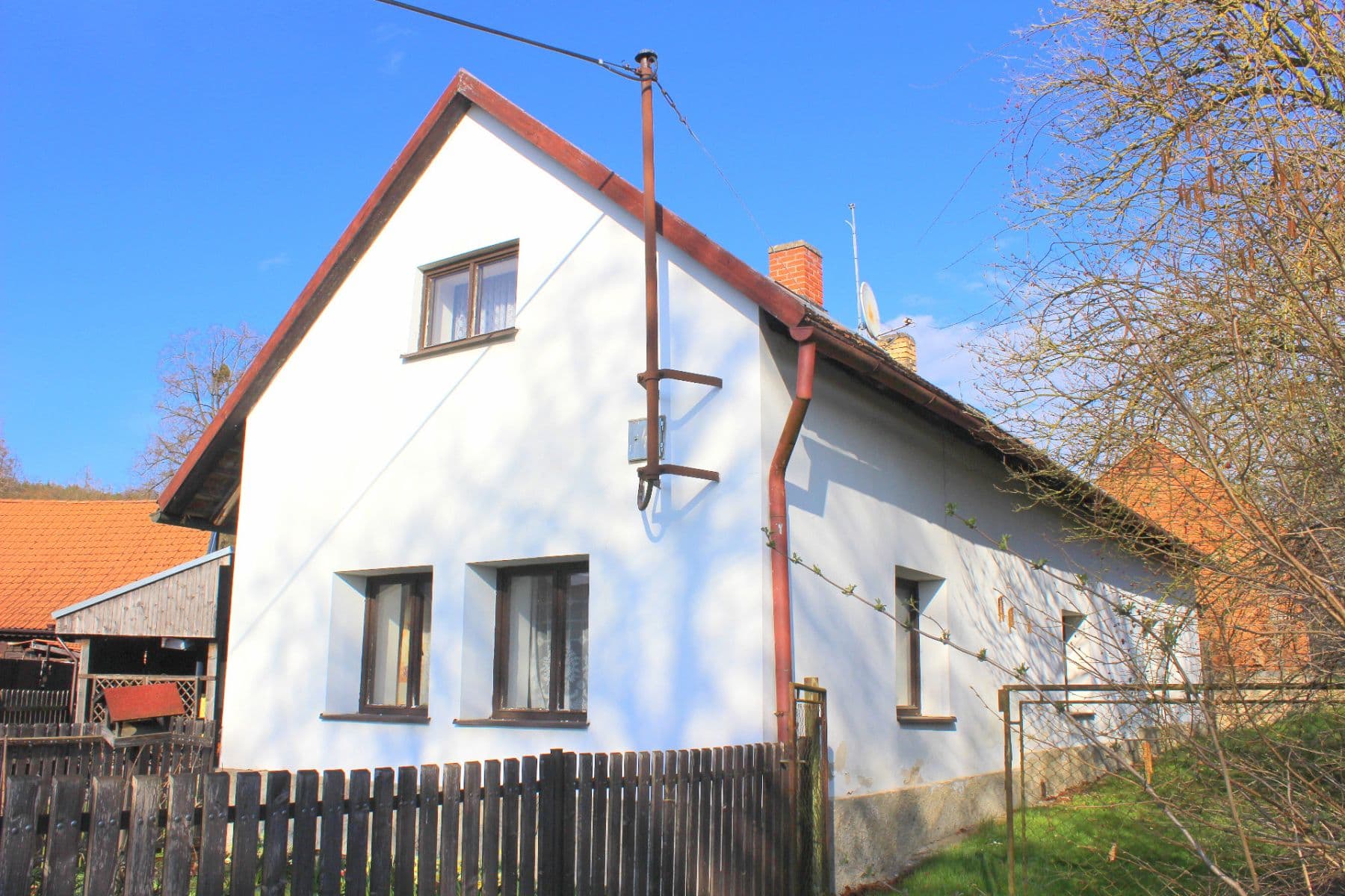 Prodej chaty, chalupy 225 m², pozemek 712 m², Křečovice, Středočeský kraj Prodej chaty, chalupy 225 m², pozemek 712 m², Křečovice, Středočeský kraj
