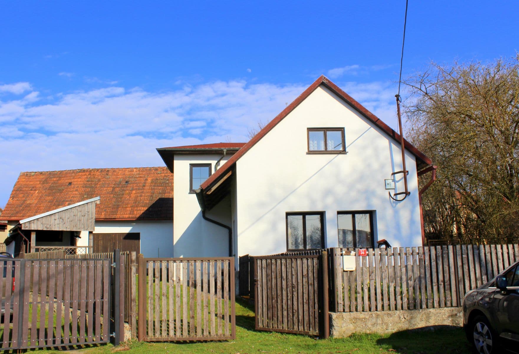 Prodej chaty, chalupy 225 m², pozemek 712 m², Křečovice, Středočeský kraj Prodej chaty, chalupy 225 m², pozemek 712 m², Křečovice, Středočeský kraj