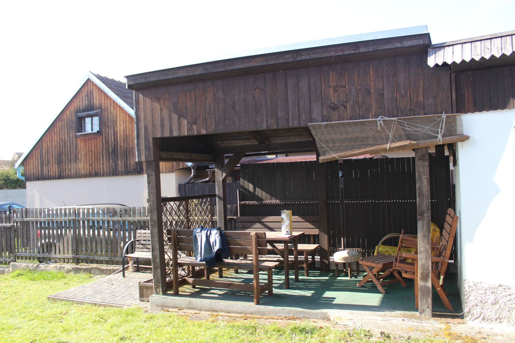 Prodej chaty, chalupy 225 m², pozemek 712 m², Křečovice, Středočeský kraj Prodej chaty, chalupy 225 m², pozemek 712 m², Křečovice, Středočeský kraj