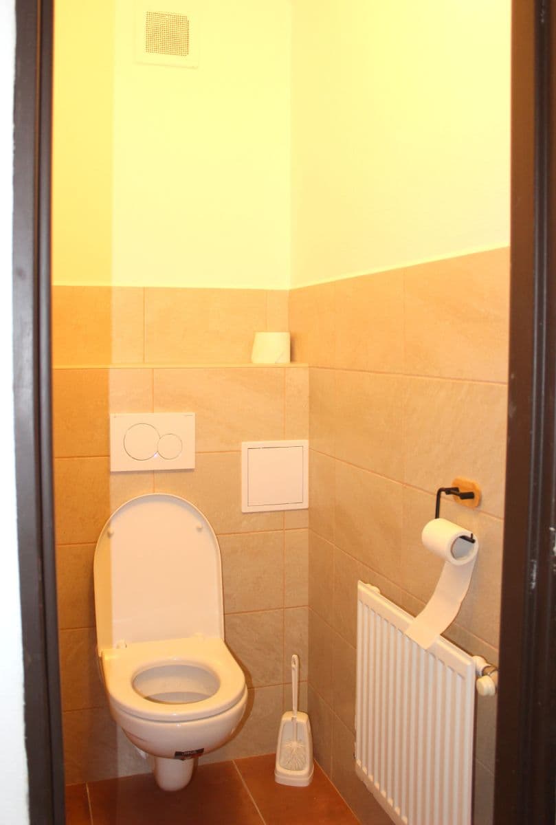 Prodej chaty, chalupy 225 m², pozemek 712 m², Křečovice, Středočeský kraj Prodej chaty, chalupy 225 m², pozemek 712 m², Křečovice, Středočeský kraj