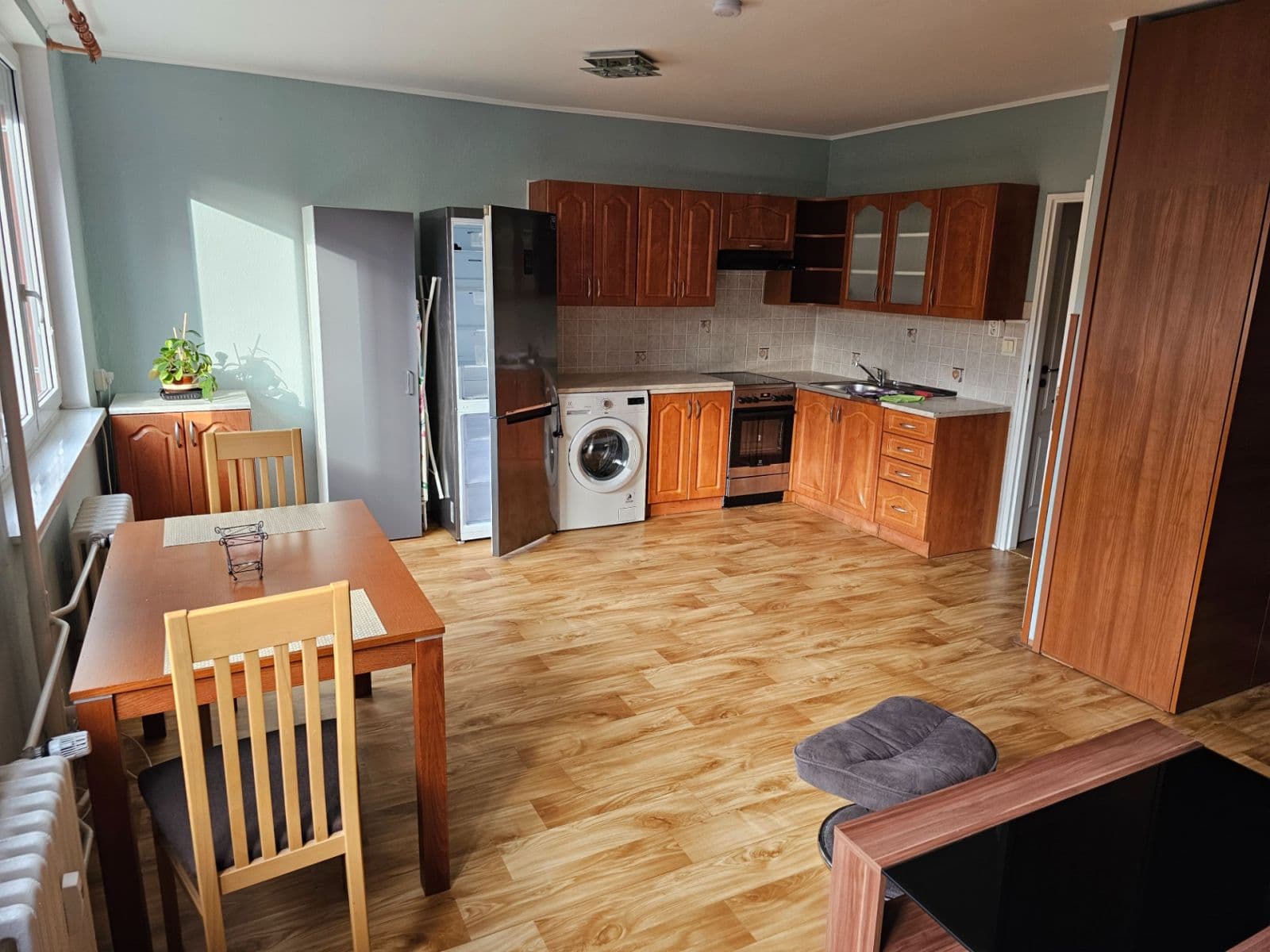 Prodej bytu 1+kk 40 m², Třinecká, Praha, Praha Prodej bytu 1+kk 40 m², Třinecká, Praha, Praha