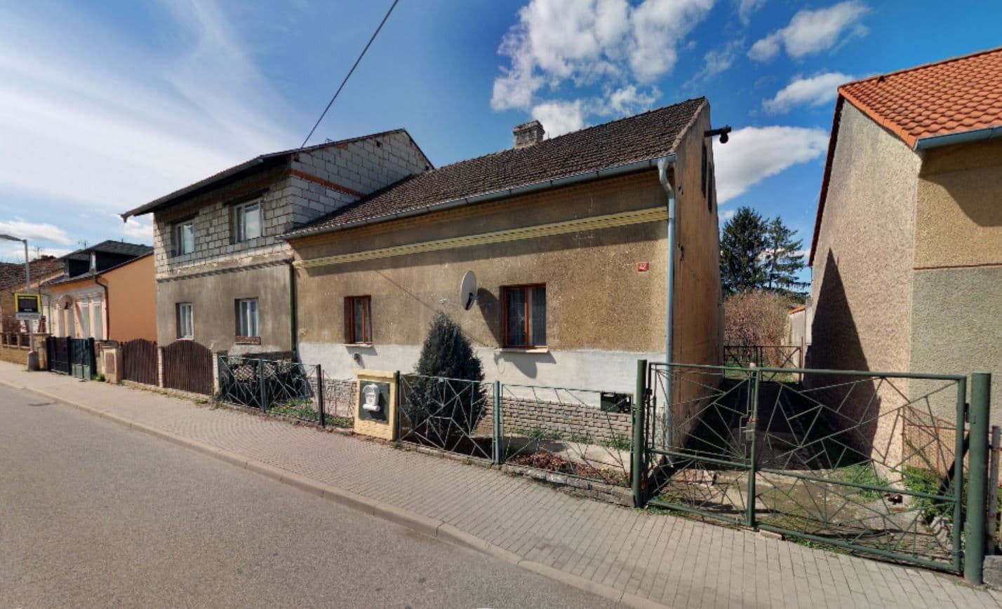 Prodej domu 90 m², pozemek 755 m², Na Poříčí, Králův Dvůr, Středočeský kraj Prodej domu 90 m², pozemek 755 m², Na Poříčí, Králův Dvůr, Středočeský kraj