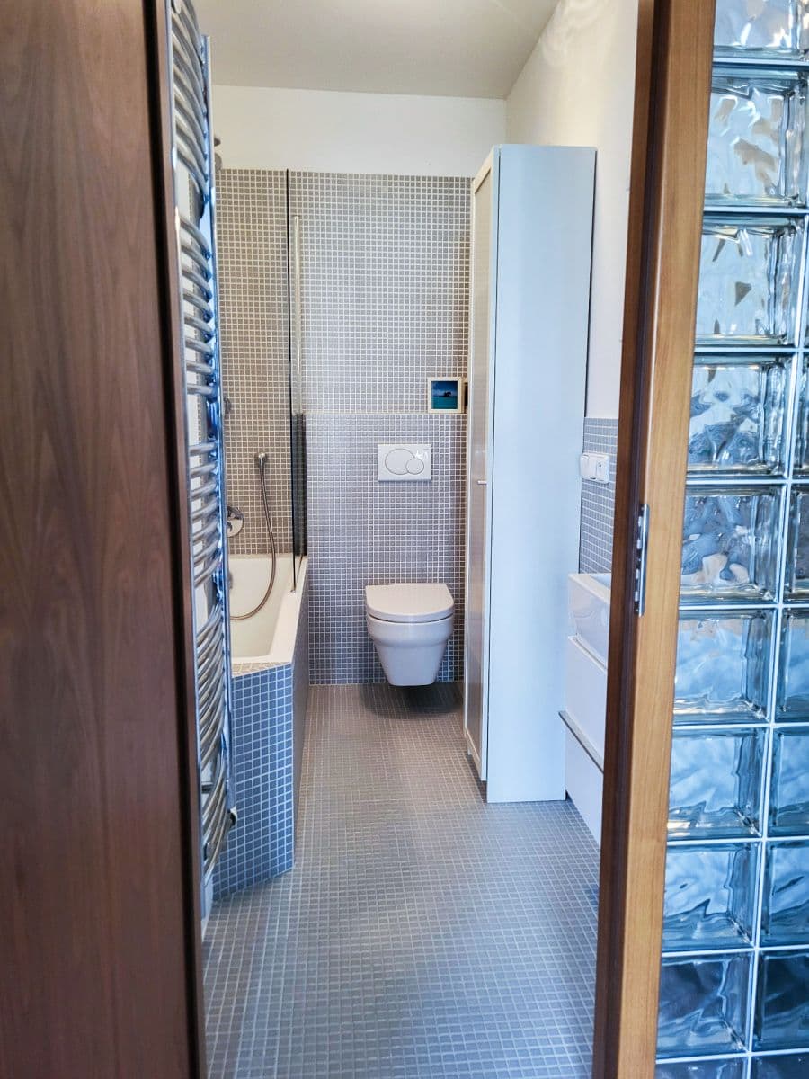 Prodej bytu 1+kk 58 m², Kamenická, Praha, Praha Prodej bytu 1+kk 58 m², Kamenická, Praha, Praha