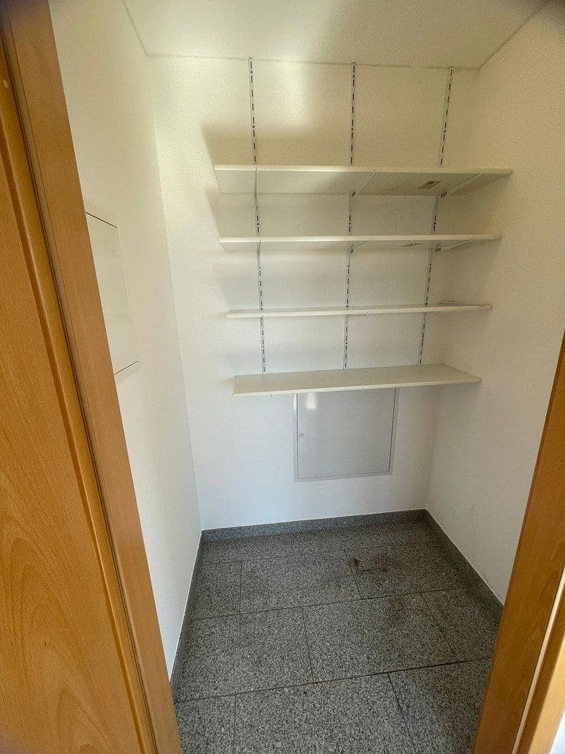 Pronájem bytu 2+1 58 m², Hospitalstraße 12, Schwalmtal, Severní Porýní-Vestfálsko Pronájem bytu 2+1 58 m², Hospitalstraße 12, Schwalmtal, Severní Porýní-Vestfálsko