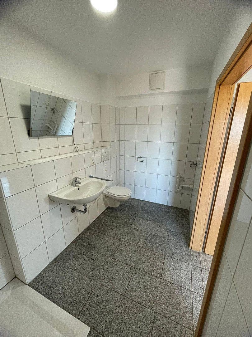 Pronájem bytu 2+1 58 m², Hospitalstraße 12, Schwalmtal, Severní Porýní-Vestfálsko Pronájem bytu 2+1 58 m², Hospitalstraße 12, Schwalmtal, Severní Porýní-Vestfálsko