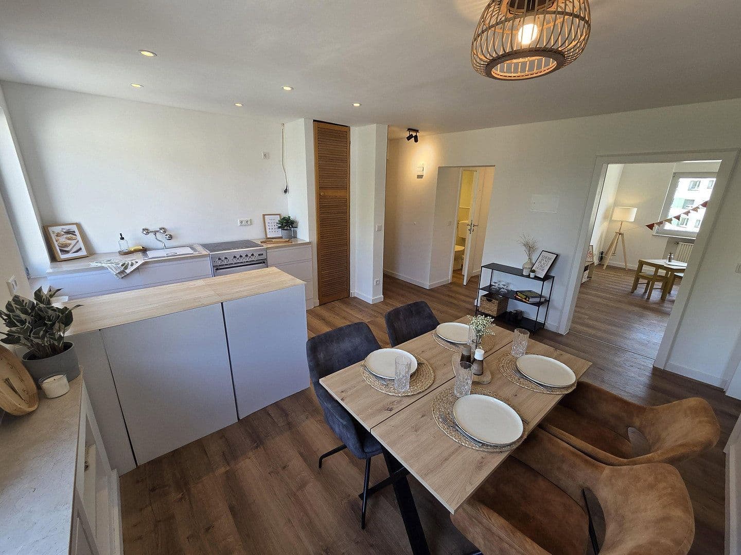 Prodej bytu 4+1 89 m², Mönchengladbach, Severní Porýní-Vestfálsko Prodej bytu 4+1 89 m², Mönchengladbach, Severní Porýní-Vestfálsko