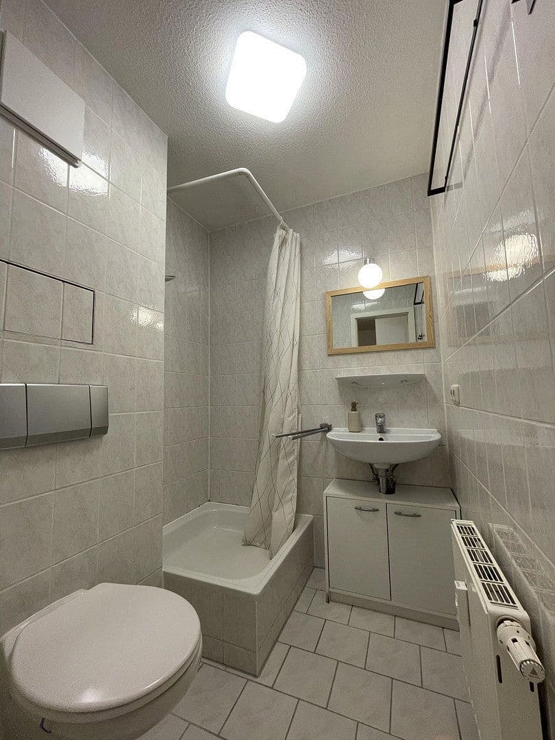 Pronájem bytu 1+1 33 m², Ackermannstraße 19, Dresden, Sasko Pronájem bytu 1+1 33 m², Ackermannstraße 19, Dresden, Sasko