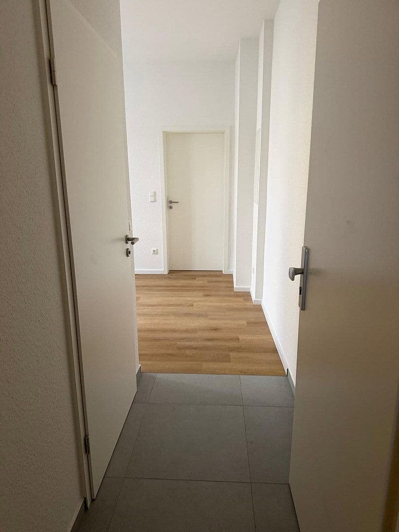 Pronájem bytu 1+kk 33 m², Köln, Severní Porýní-Vestfálsko Pronájem bytu 1+kk 33 m², Köln, Severní Porýní-Vestfálsko