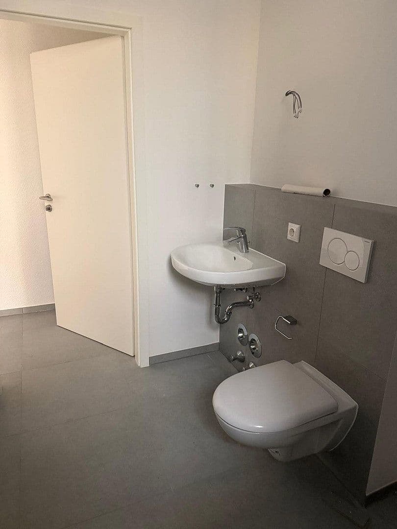 Pronájem bytu 1+kk 33 m², Köln, Severní Porýní-Vestfálsko Pronájem bytu 1+kk 33 m², Köln, Severní Porýní-Vestfálsko