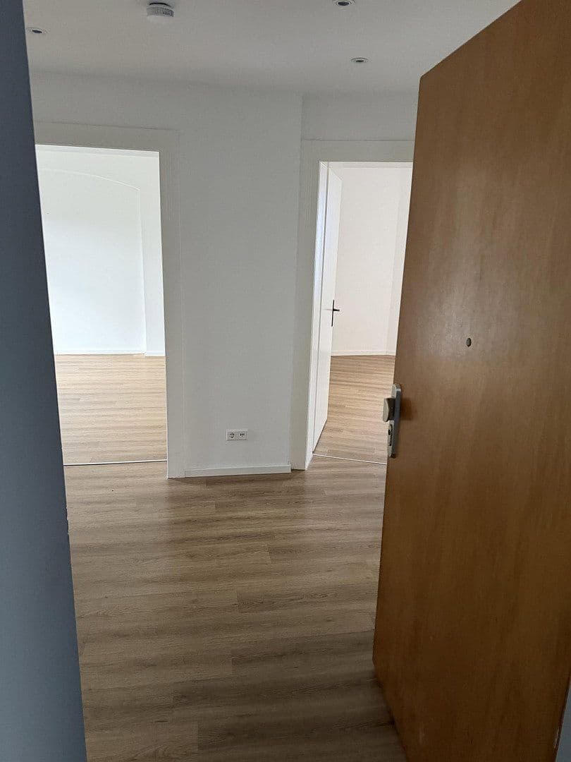 Pronájem bytu 2+1 48 m², Paulusstr. 22, Stuttgart, Bádensko-Württembersko Pronájem bytu 2+1 48 m², Paulusstr. 22, Stuttgart, Bádensko-Württembersko