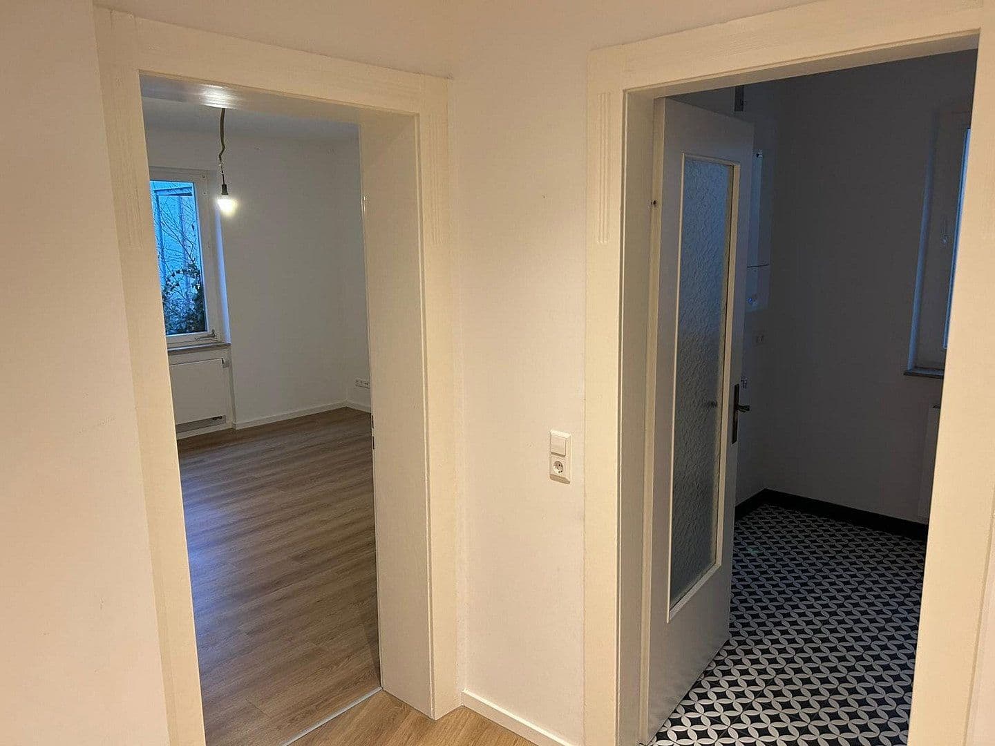 Pronájem bytu 2+1 48 m², Paulusstr. 22, Stuttgart, Bádensko-Württembersko Pronájem bytu 2+1 48 m², Paulusstr. 22, Stuttgart, Bádensko-Württembersko