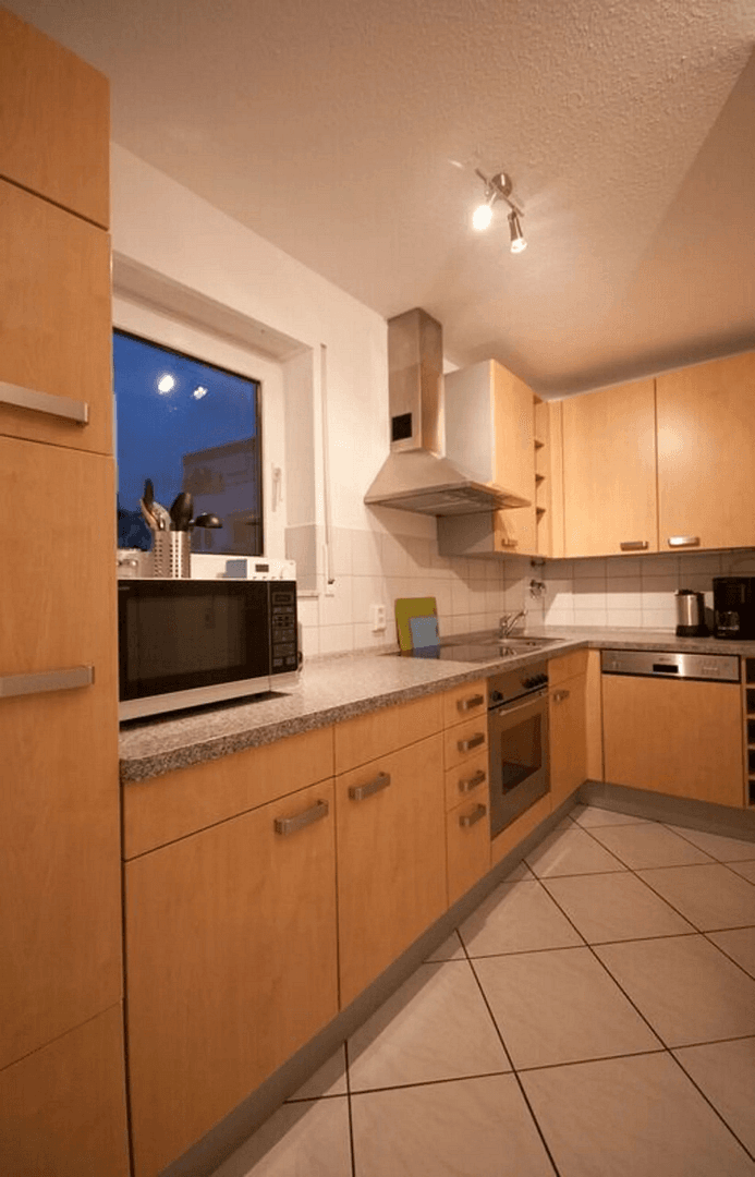 Pronájem bytu 2+1 60 m², Karlsruhe, Bádensko-Württembersko Pronájem bytu 2+1 60 m², Karlsruhe, Bádensko-Württembersko