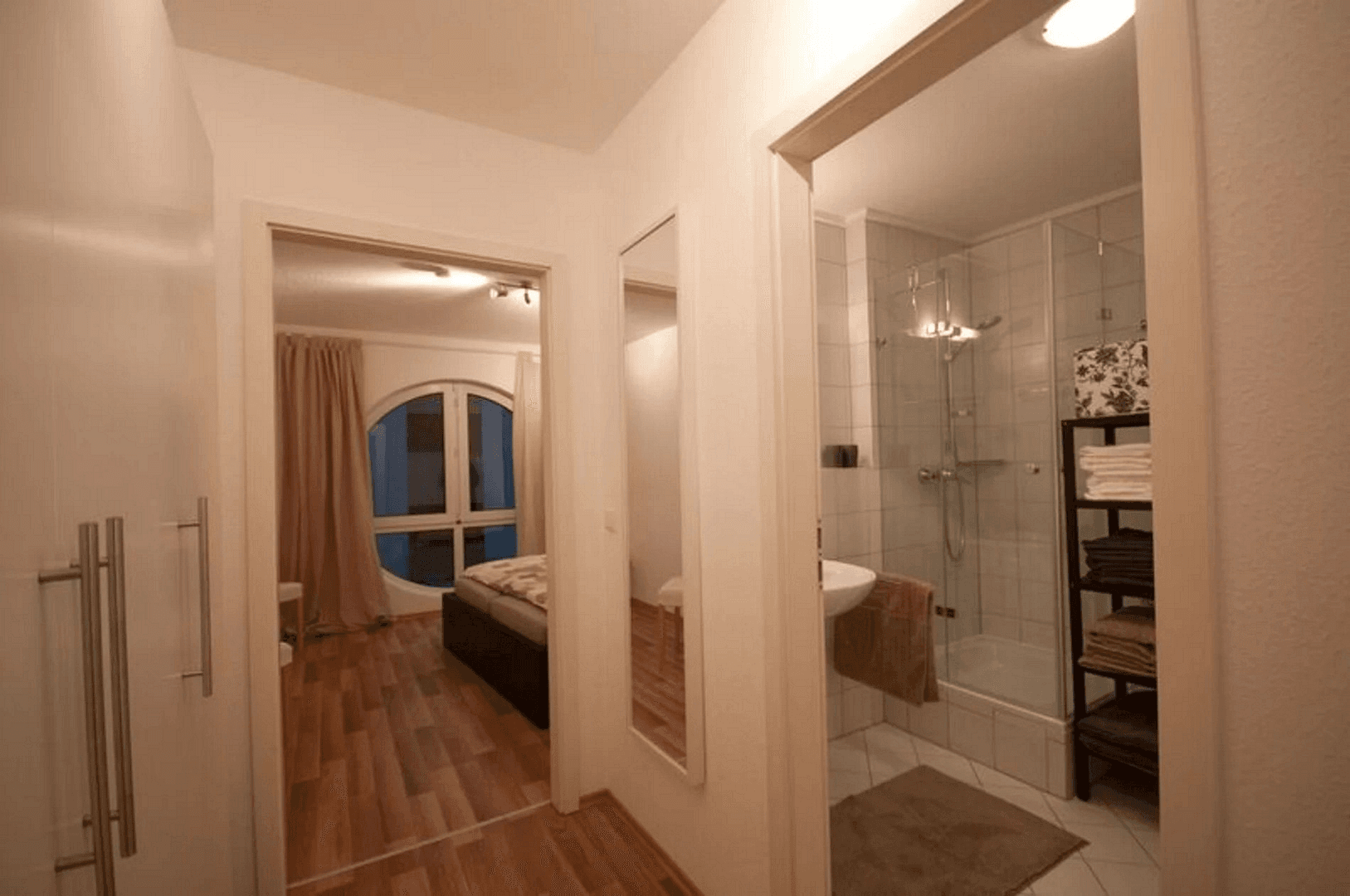 Pronájem bytu 2+1 60 m², Karlsruhe, Bádensko-Württembersko Pronájem bytu 2+1 60 m², Karlsruhe, Bádensko-Württembersko