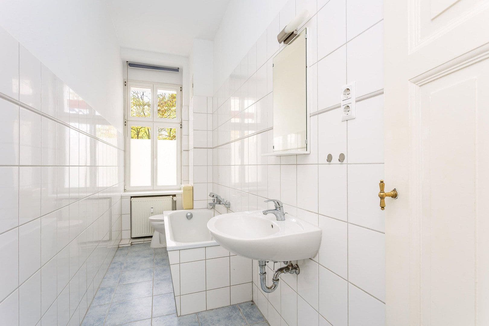 Prodej bytu 2+1 58 m², Külzer Straße 2, Berlin, Berlín Prodej bytu 2+1 58 m², Külzer Straße 2, Berlin, Berlín