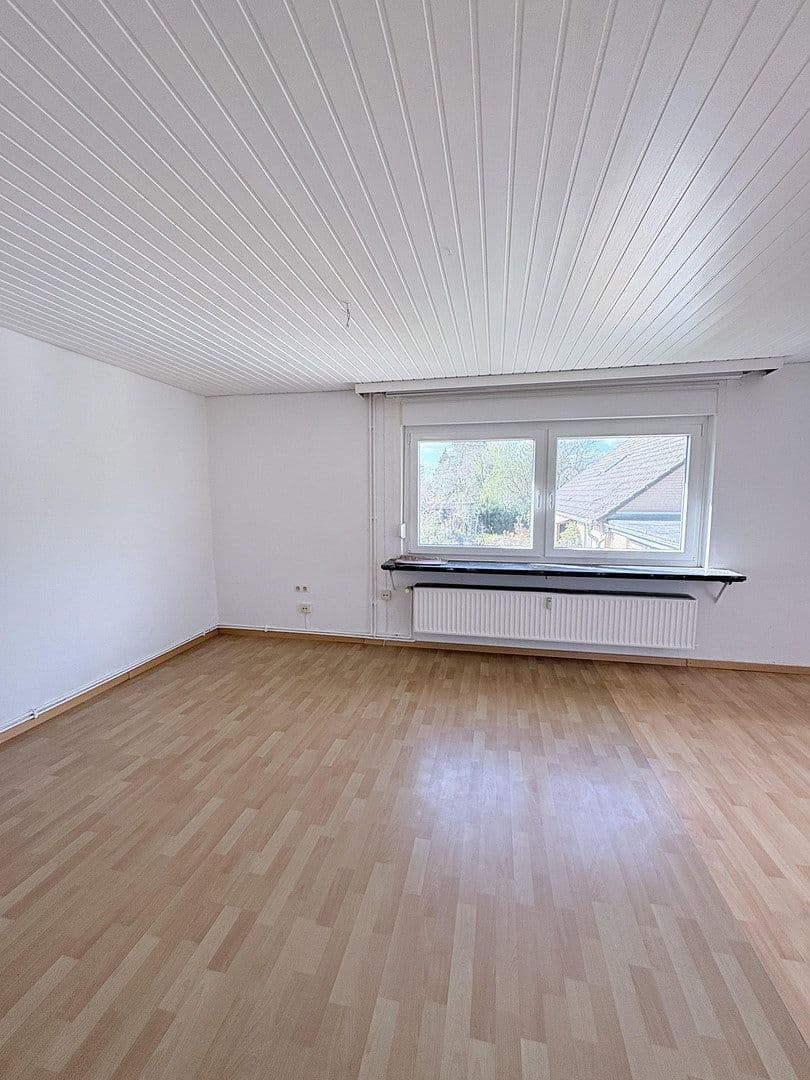 Pronájem bytu 3+1 70 m², Wermuthstraße 11, Bad Münder am Deister, Dolní Sasko Pronájem bytu 3+1 70 m², Wermuthstraße 11, Bad Münder am Deister, Dolní Sasko