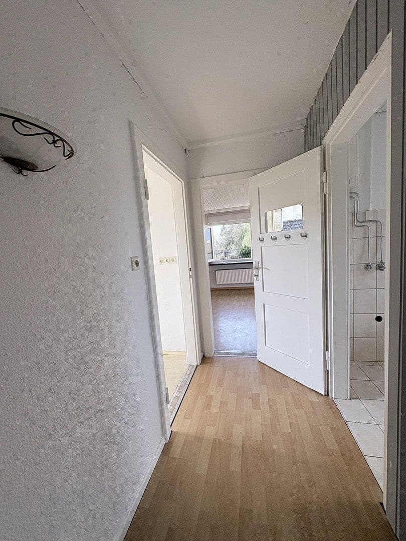 Pronájem bytu 3+1 70 m², Wermuthstraße 11, Bad Münder am Deister, Dolní Sasko Pronájem bytu 3+1 70 m², Wermuthstraße 11, Bad Münder am Deister, Dolní Sasko