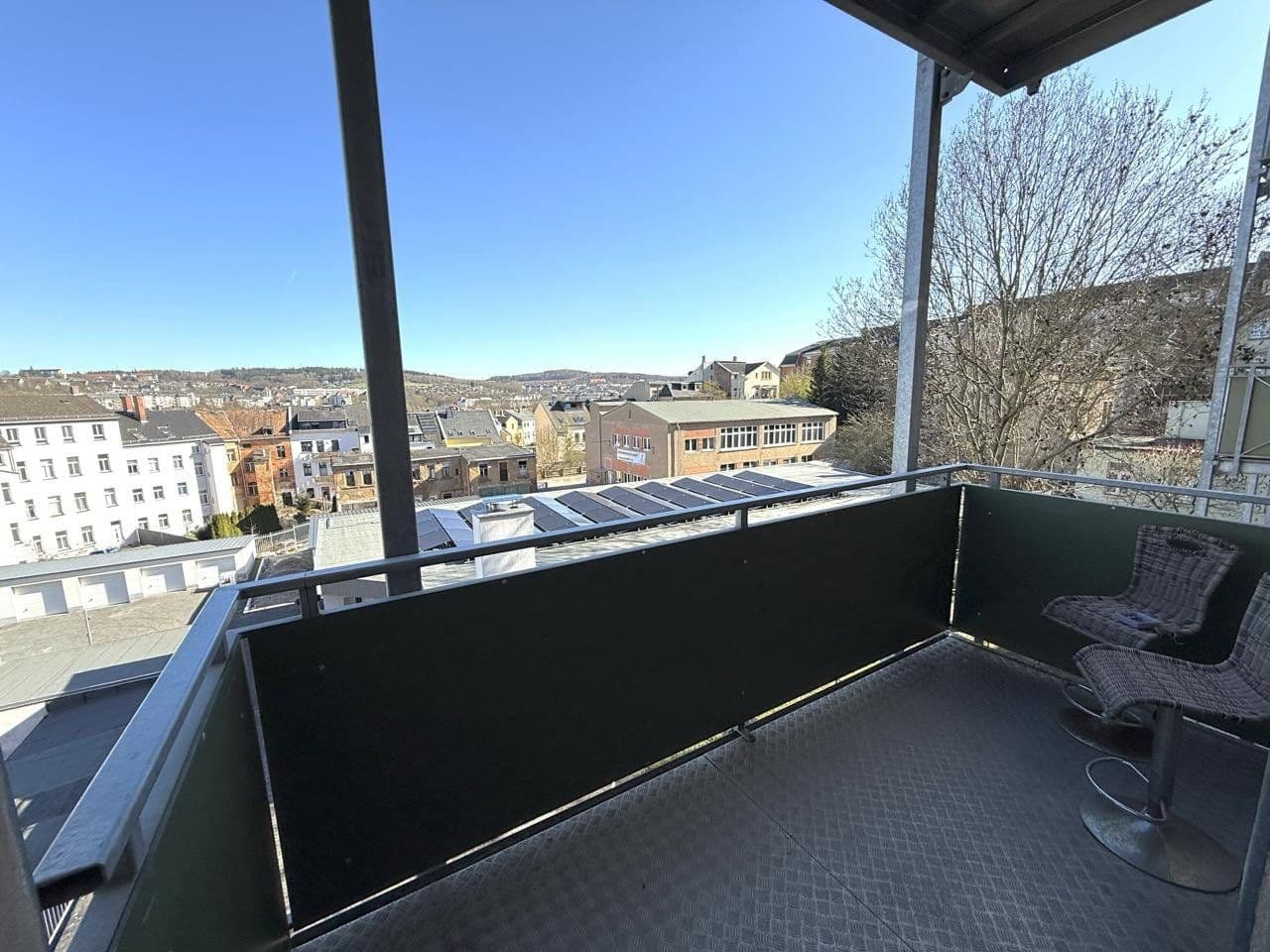 Pronájem bytu 4+1 105 m², Bergstraße 50, Plauen, Sasko Pronájem bytu 4+1 105 m², Bergstraße 50, Plauen, Sasko