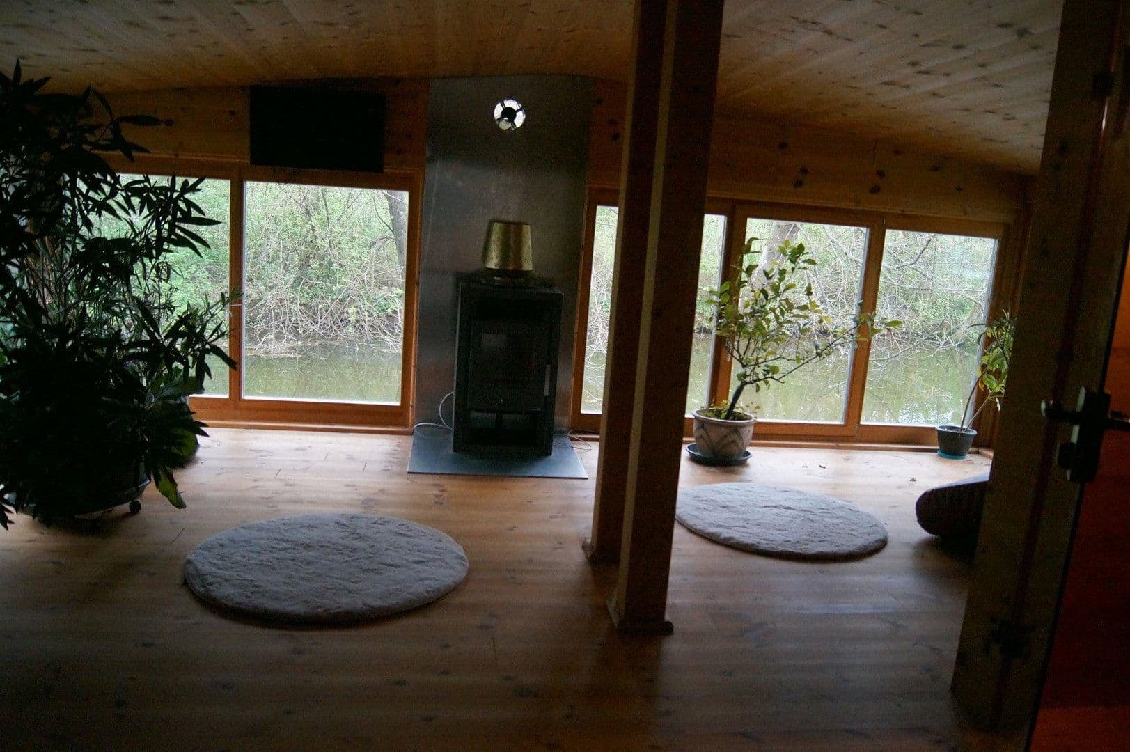 Prodej domu 250 m², pozemek 8.000 m², In der Schorbach 1c, Waldfischbach-Burgalben, Porýní-Falc Prodej domu 250 m², pozemek 8.000 m², In der Schorbach 1c, Waldfischbach-Burgalben, Porýní-Falc