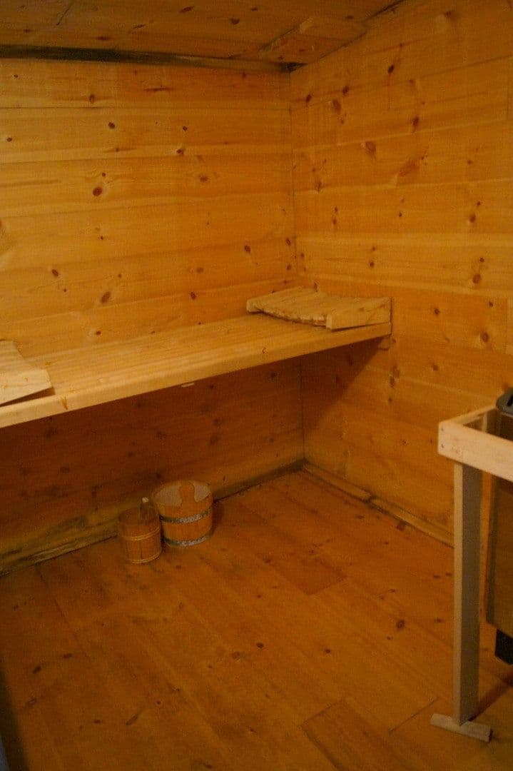 Prodej domu 250 m², pozemek 8.000 m², In der Schorbach 1c, Waldfischbach-Burgalben, Porýní-Falc Prodej domu 250 m², pozemek 8.000 m², In der Schorbach 1c, Waldfischbach-Burgalben, Porýní-Falc