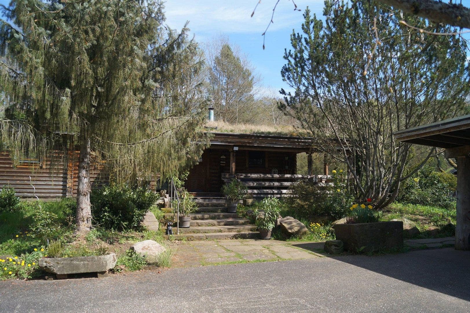 Prodej domu 250 m², pozemek 8.000 m², In der Schorbach 1c, Waldfischbach-Burgalben, Porýní-Falc Prodej domu 250 m², pozemek 8.000 m², In der Schorbach 1c, Waldfischbach-Burgalben, Porýní-Falc