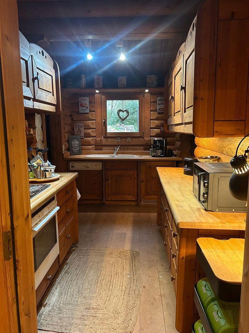 Prodej domu 250 m², pozemek 8.000 m², In der Schorbach 1c, Waldfischbach-Burgalben, Porýní-Falc Prodej domu 250 m², pozemek 8.000 m², In der Schorbach 1c, Waldfischbach-Burgalben, Porýní-Falc