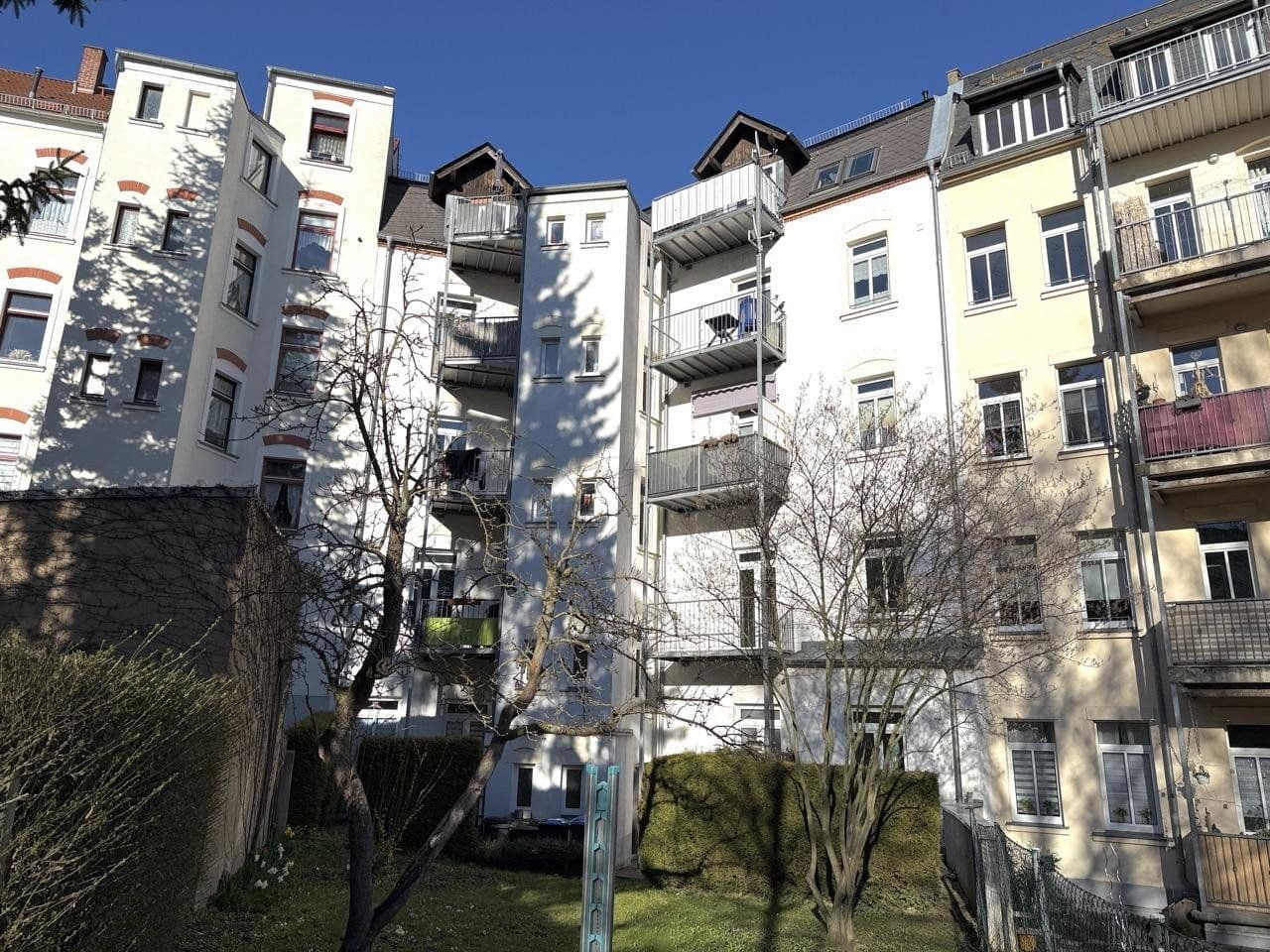 Pronájem bytu 3+1 80 m², Haselbrunner Str. 1, Plauen, Sasko Pronájem bytu 3+1 80 m², Haselbrunner Str. 1, Plauen, Sasko