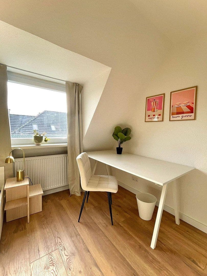 Pronájem bytu 3+1 72 m², Lübecker Straße 12, Dortmund, Severní Porýní-Vestfálsko Pronájem bytu 3+1 72 m², Lübecker Straße 12, Dortmund, Severní Porýní-Vestfálsko