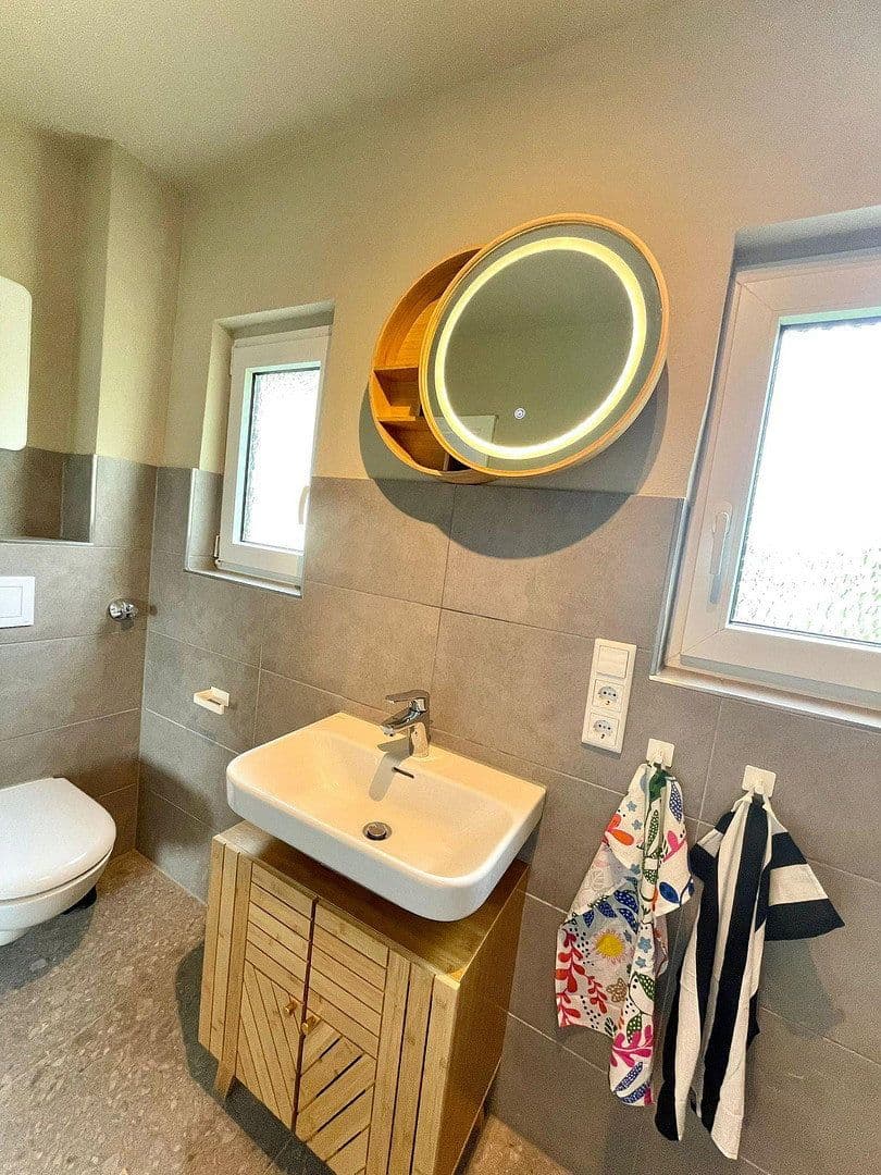 Pronájem bytu 3+1 72 m², Lübecker Straße 12, Dortmund, Severní Porýní-Vestfálsko Pronájem bytu 3+1 72 m², Lübecker Straße 12, Dortmund, Severní Porýní-Vestfálsko