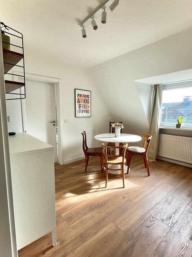 Pronájem bytu 3+1 72 m², Lübecker Straße 12, Dortmund, Severní Porýní-Vestfálsko Pronájem bytu 3+1 72 m², Lübecker Straße 12, Dortmund, Severní Porýní-Vestfálsko