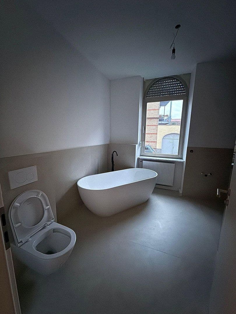 Prodej bytu 7+1 190 m², Offenbach an der Queich, Porýní-Falc Prodej bytu 7+1 190 m², Offenbach an der Queich, Porýní-Falc
