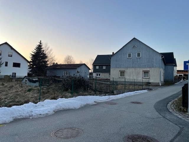 Prodej domu 250 m², pozemek 1.710 m², Gickelsbergweg 3, Großharthau, Sasko Prodej domu 250 m², pozemek 1.710 m², Gickelsbergweg 3, Großharthau, Sasko