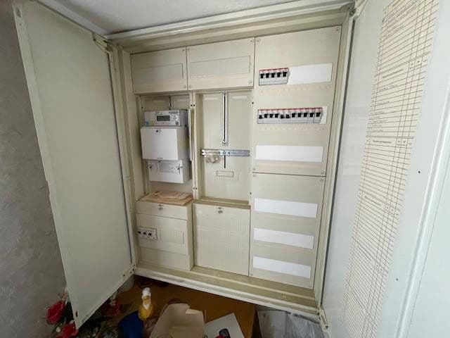 Prodej domu 250 m², pozemek 1.710 m², Gickelsbergweg 3, Großharthau, Sasko Prodej domu 250 m², pozemek 1.710 m², Gickelsbergweg 3, Großharthau, Sasko