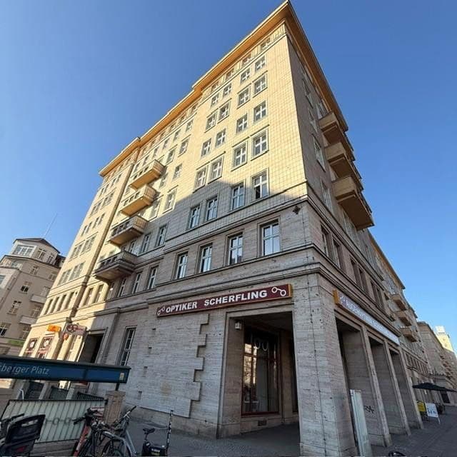 Prodej bytu 4+1 96 m², Andreasstraße 46, Berlin, Berlín Prodej bytu 4+1 96 m², Andreasstraße 46, Berlin, Berlín