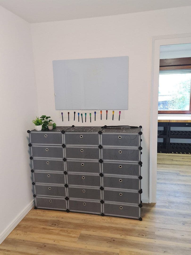 Pronájem bytu 1+1 35 m², Pfullingen, Bádensko-Württembersko Pronájem bytu 1+1 35 m², Pfullingen, Bádensko-Württembersko