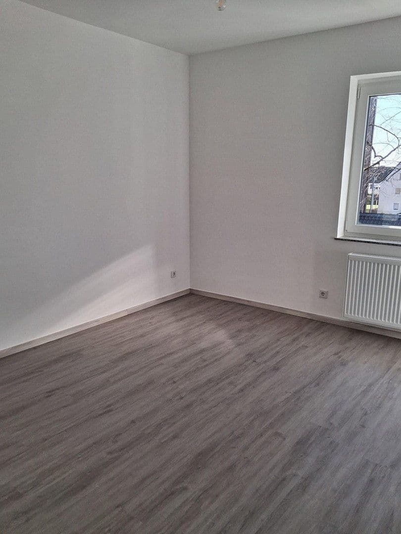Pronájem bytu 3+1 68 m², Neustadtstraße 3, Leverkusen, Severní Porýní-Vestfálsko Pronájem bytu 3+1 68 m², Neustadtstraße 3, Leverkusen, Severní Porýní-Vestfálsko