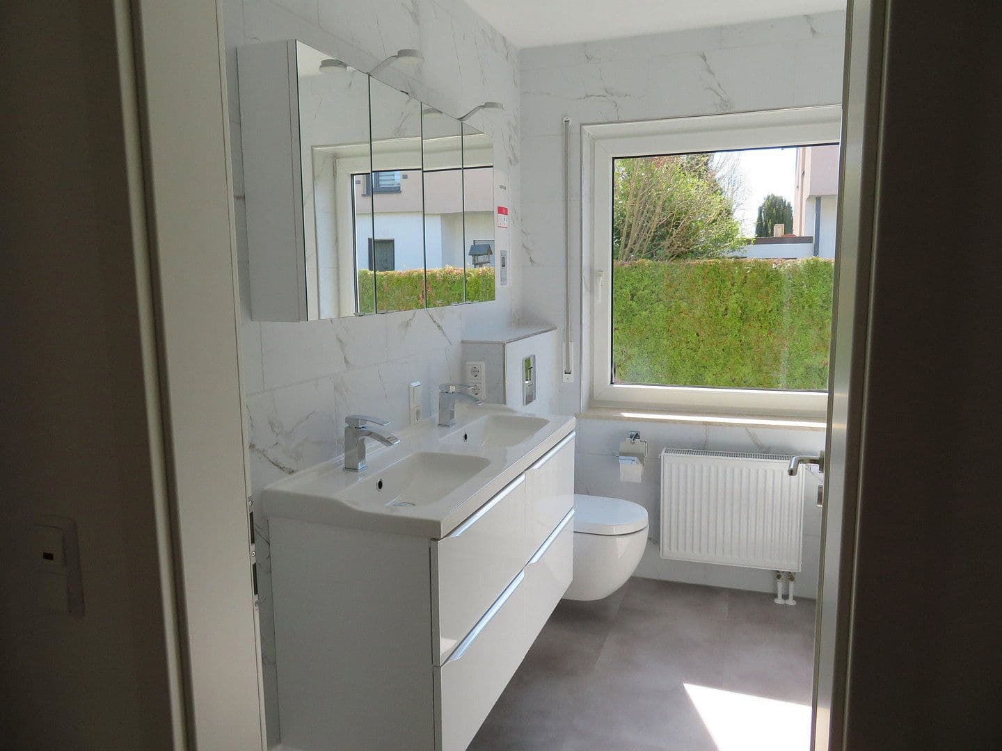 Pronájem bytu 4+1 104 m², Hetzerath, Porýní-Falc Pronájem bytu 4+1 104 m², Hetzerath, Porýní-Falc