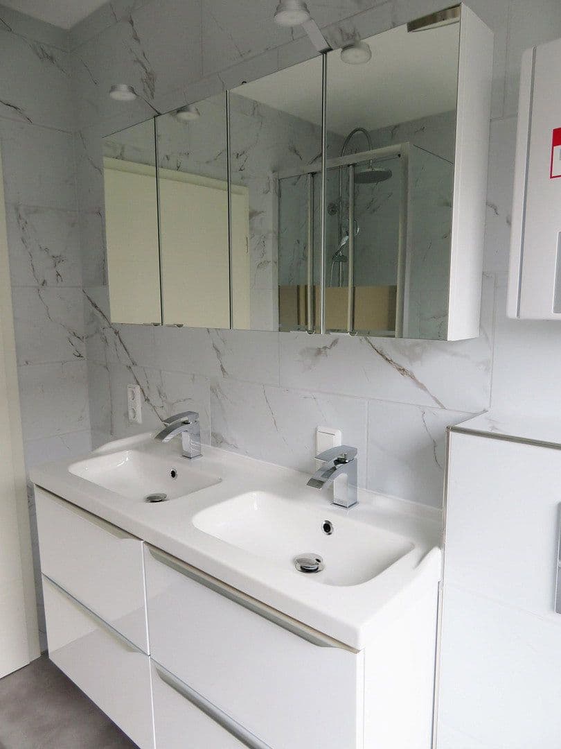 Pronájem bytu 4+1 104 m², Hetzerath, Porýní-Falc Pronájem bytu 4+1 104 m², Hetzerath, Porýní-Falc