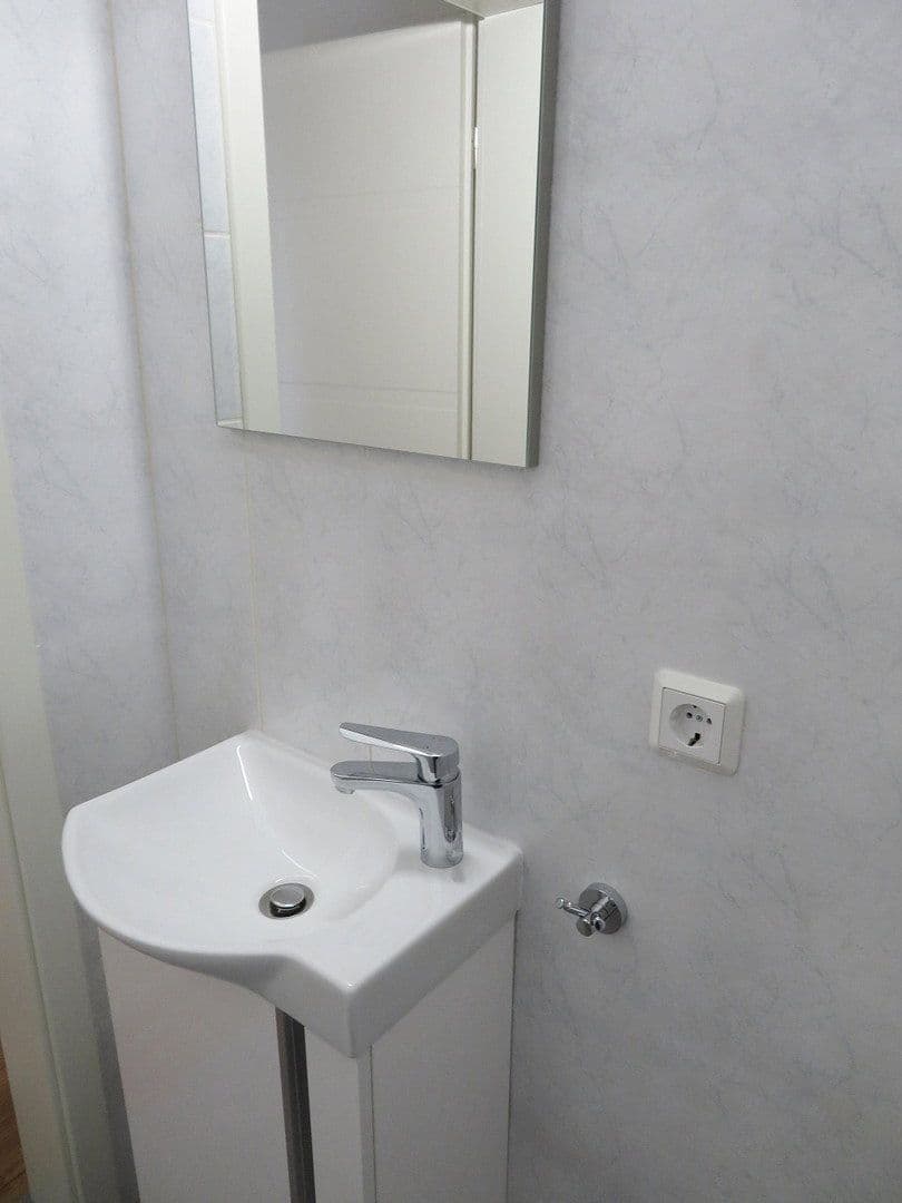 Pronájem bytu 4+1 104 m², Hetzerath, Porýní-Falc Pronájem bytu 4+1 104 m², Hetzerath, Porýní-Falc