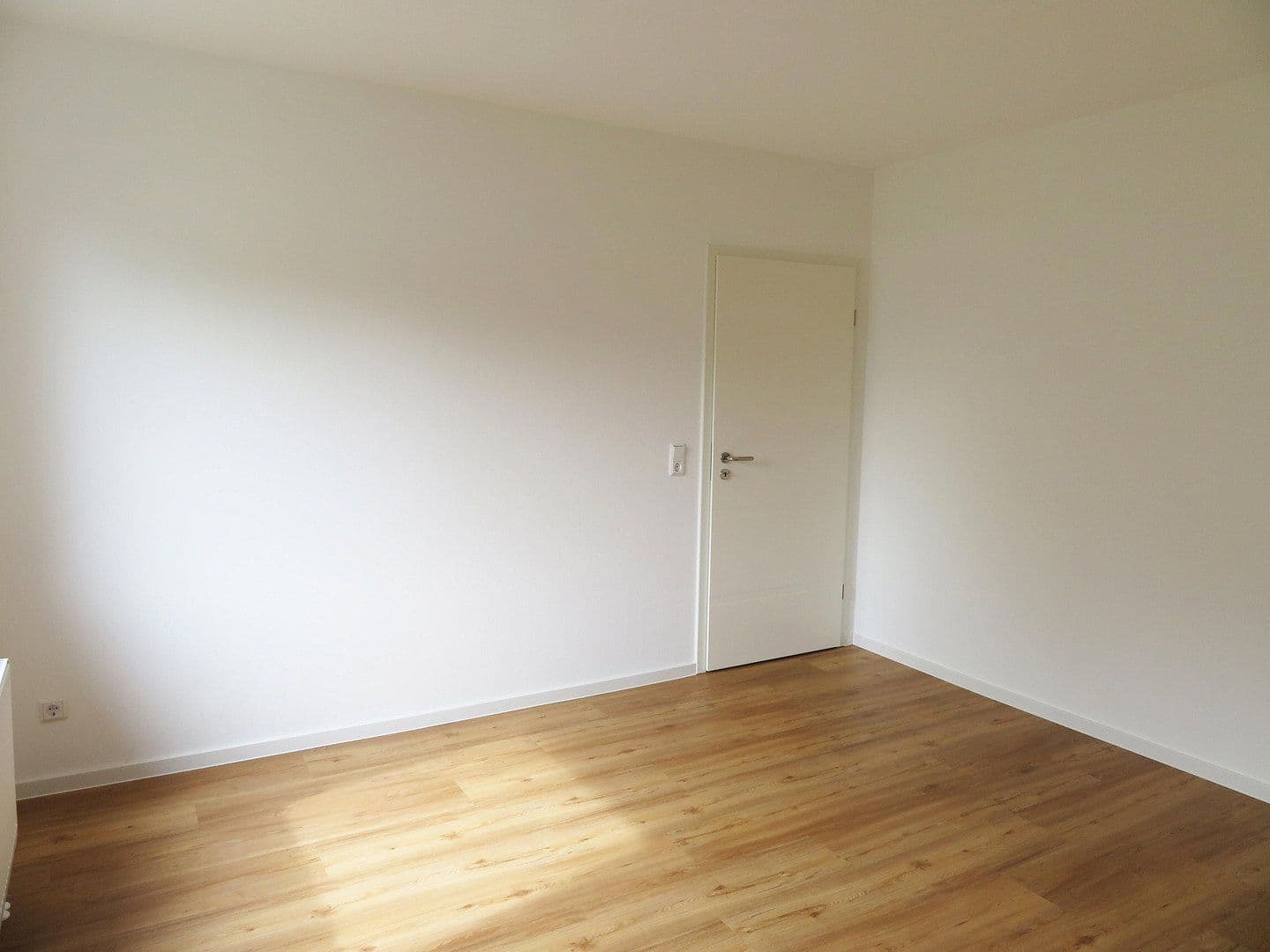 Pronájem bytu 4+1 104 m², Hetzerath, Porýní-Falc Pronájem bytu 4+1 104 m², Hetzerath, Porýní-Falc