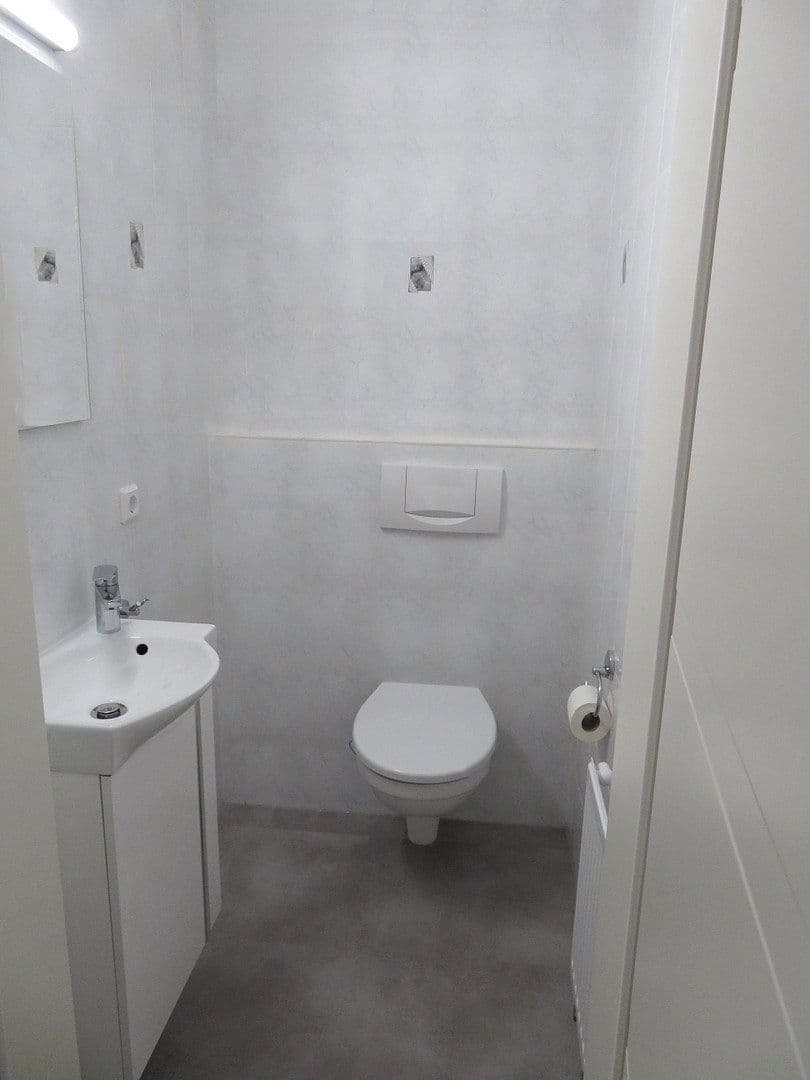 Pronájem bytu 4+1 104 m², Hetzerath, Porýní-Falc Pronájem bytu 4+1 104 m², Hetzerath, Porýní-Falc