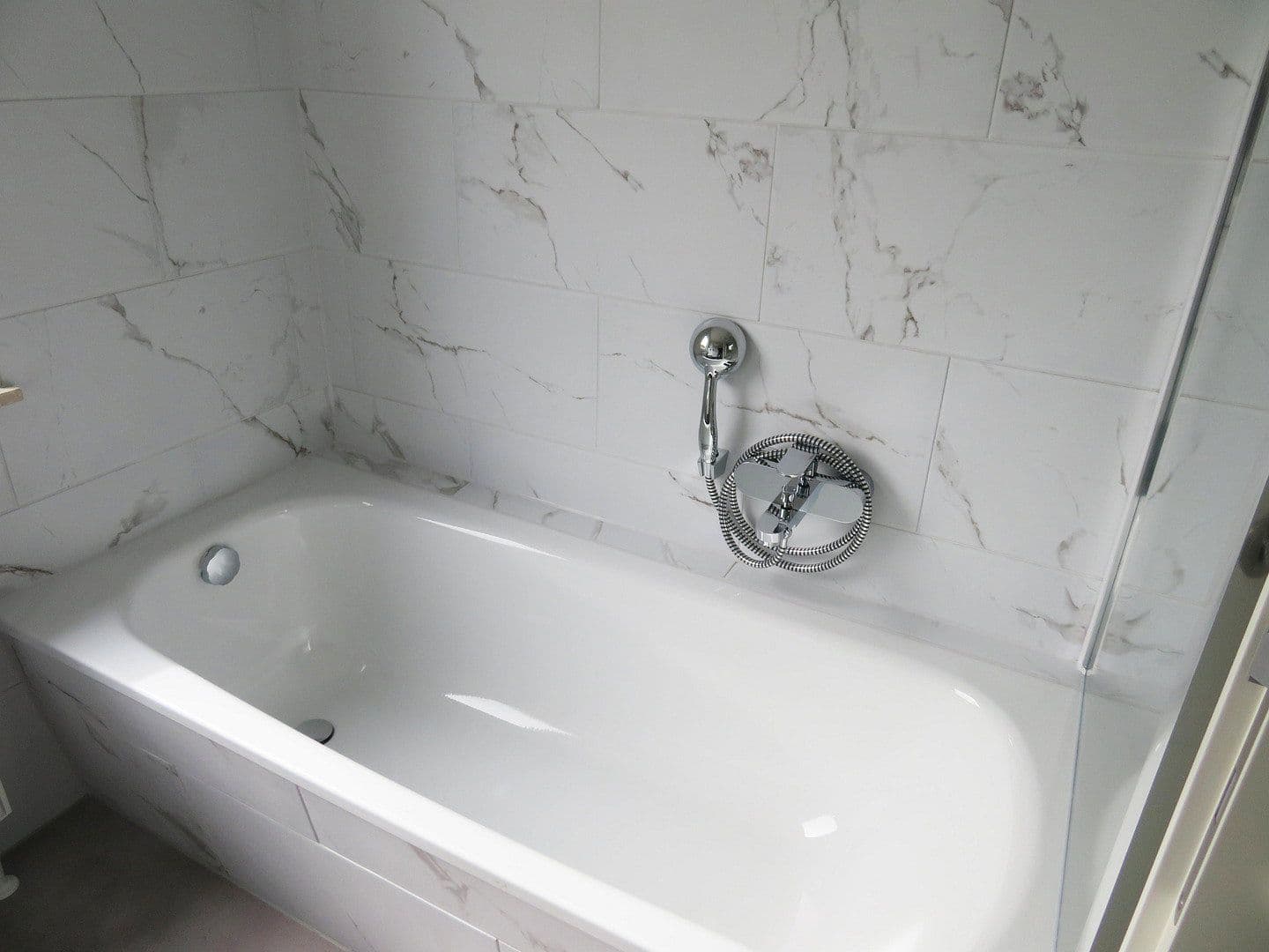 Pronájem bytu 4+1 104 m², Hetzerath, Porýní-Falc Pronájem bytu 4+1 104 m², Hetzerath, Porýní-Falc