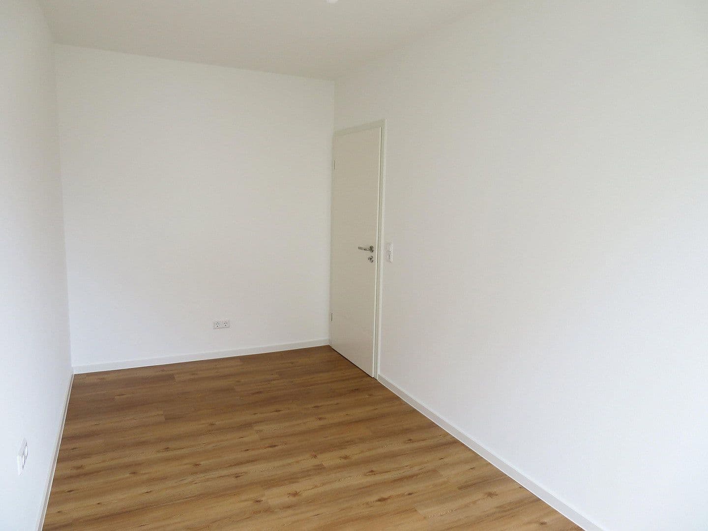 Pronájem bytu 4+1 104 m², Hetzerath, Porýní-Falc Pronájem bytu 4+1 104 m², Hetzerath, Porýní-Falc