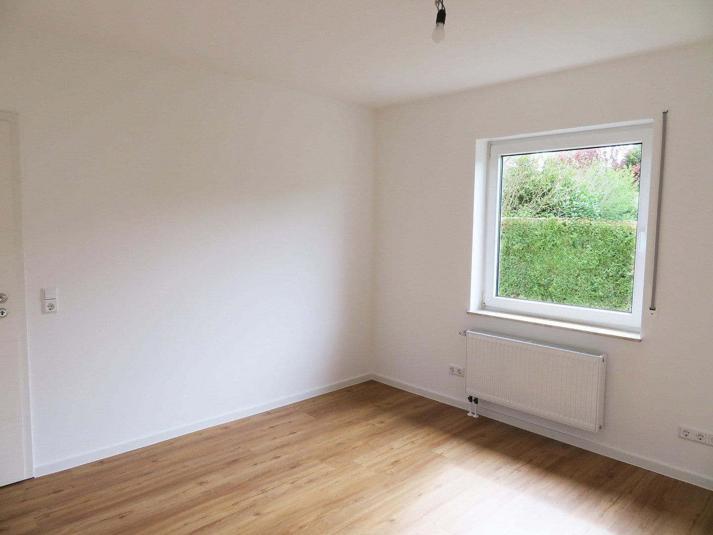 Pronájem bytu 4+1 104 m², Hetzerath, Porýní-Falc Pronájem bytu 4+1 104 m², Hetzerath, Porýní-Falc