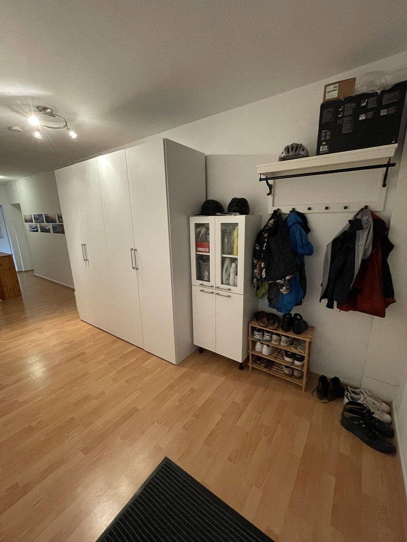 Pronájem bytu 3+1 96 m², Karlsruhe, Bádensko-Württembersko Pronájem bytu 3+1 96 m², Karlsruhe, Bádensko-Württembersko